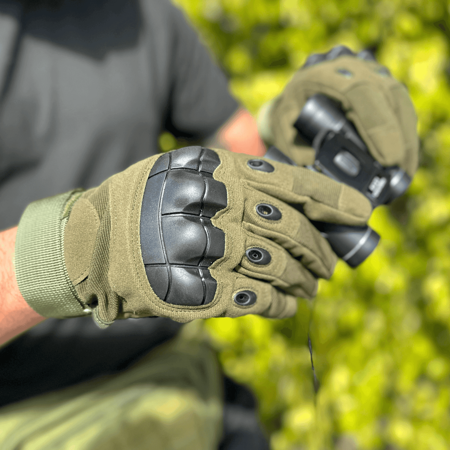 Tactical Gloves for Outdoor With Touchscreen Fingertip Capability